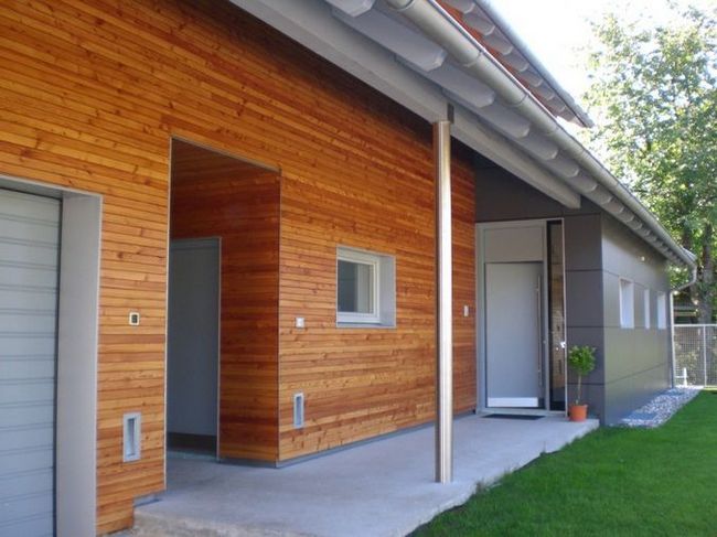 Виды фасадных панелей для отделки дома