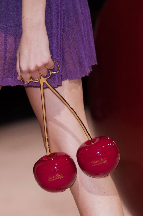 Модные брендовые сумки сезона 2019-2020