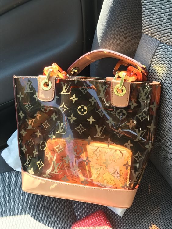 Модные брендовые сумки сезона 2019-2020