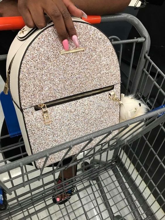 Модные брендовые сумки сезона 2019-2020