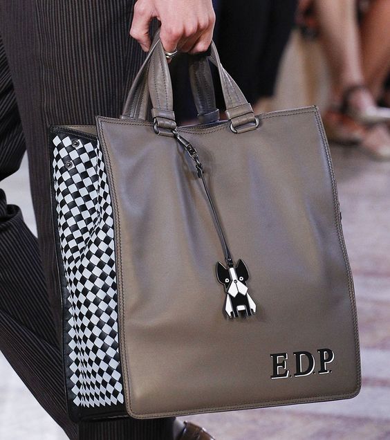 Модные брендовые сумки сезона 2019-2020