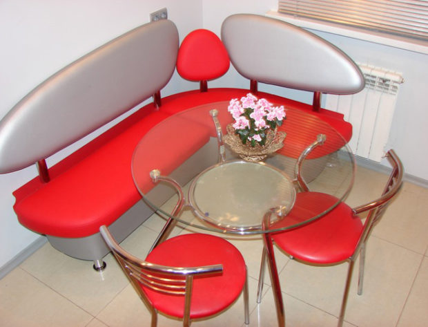 11 порад, як вибрати м'який куточок на кухню