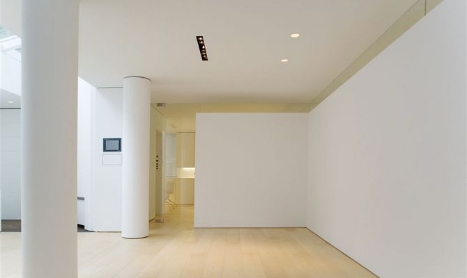 Як правильно вирівняти стіни у ванній своїми руками?