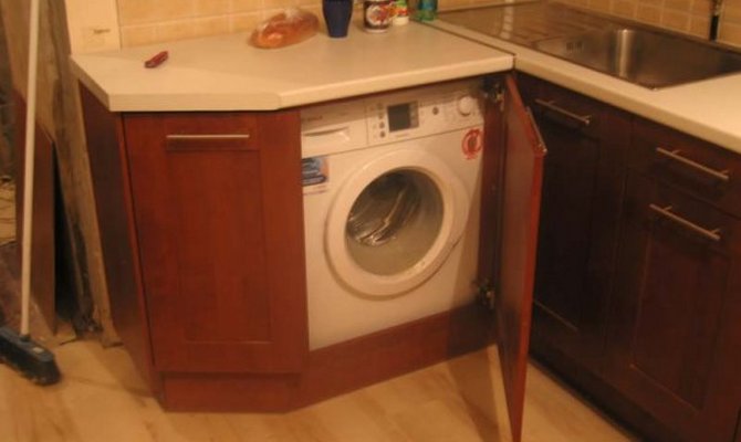 Як зробити шафу для пральної машини в ванну?