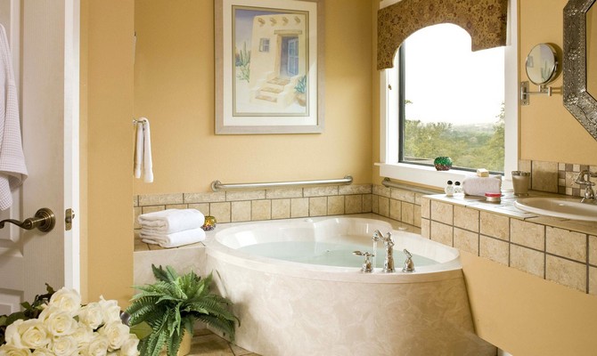 Які шпалери підійдуть для ванної?