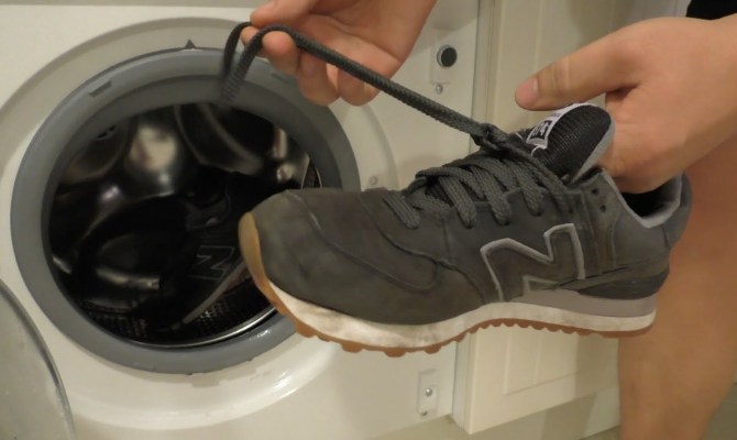 Спеціальний мішок для прання кросівок