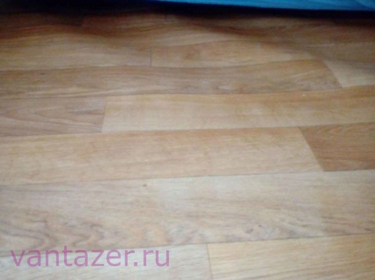 Здувся лінолеум - що робити?