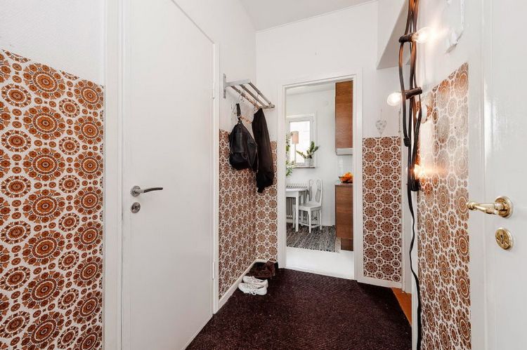 Цікаві варіанти обробки прихожей кімнати